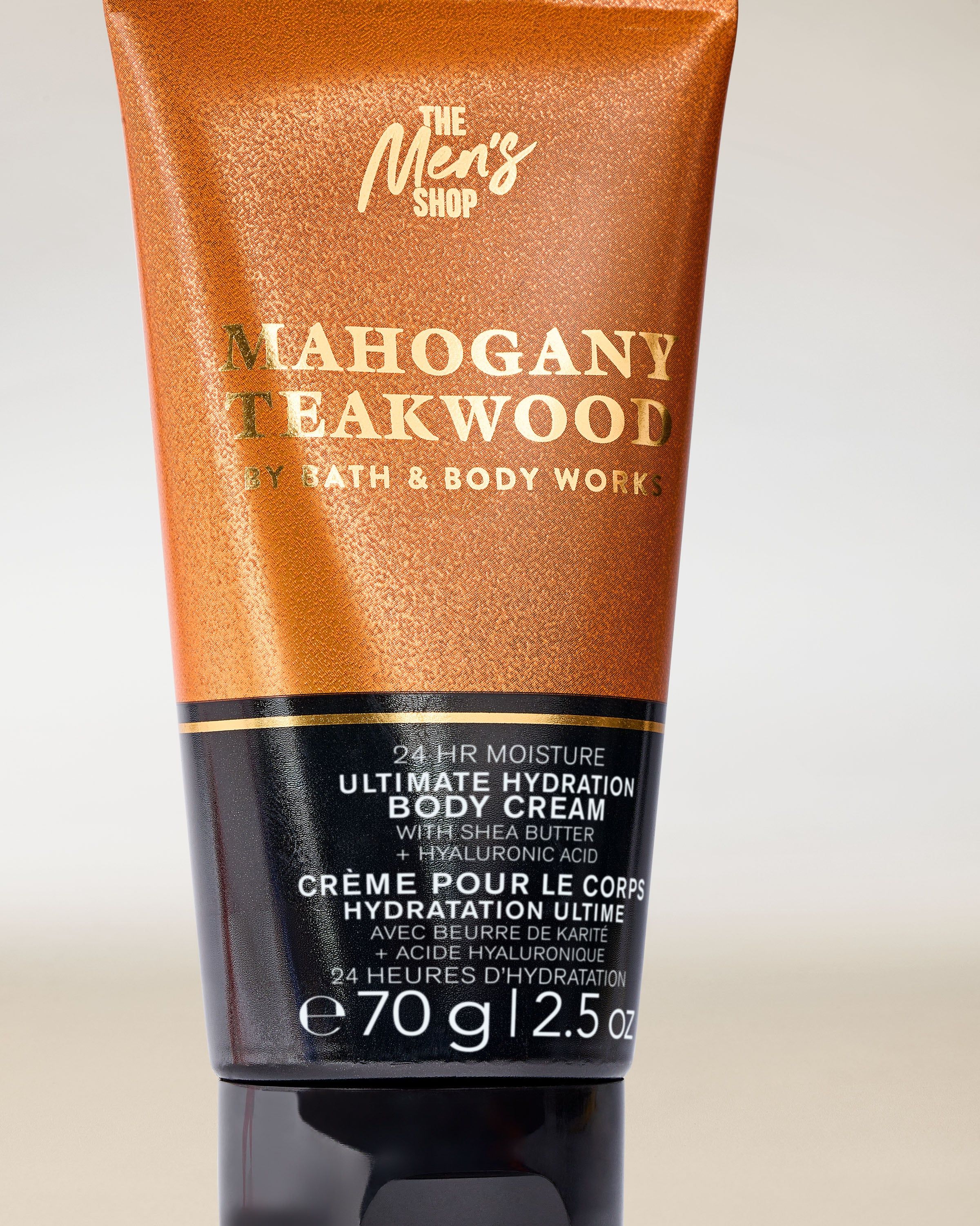 Tělový krém Mahogany Teakwood Bath & Body Works v hnědé tubě s černým víčkem