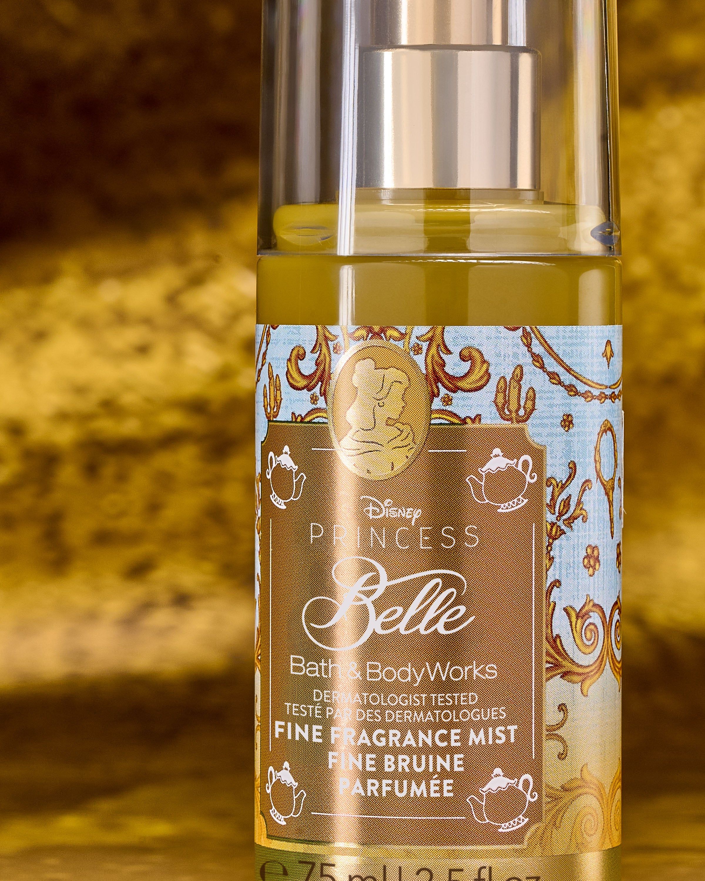 Mini voňavá mlha Belle z kolekce Disney Princess od Bath & Body Works ve zlatě žlutém lesklém flakonu.