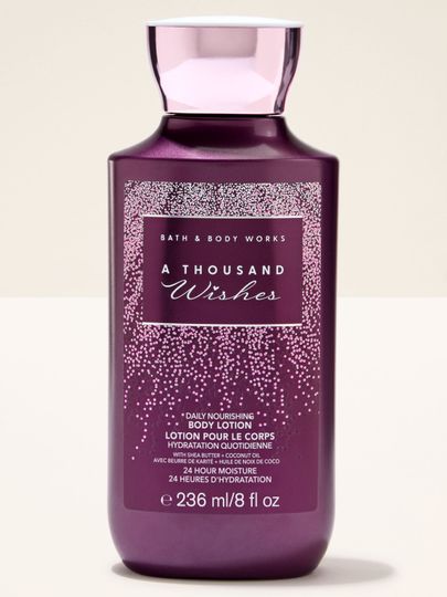 Tělové mléko Bath & Body Works A Thousand Wishes ve fialové lahvi s třpytivým štítkem