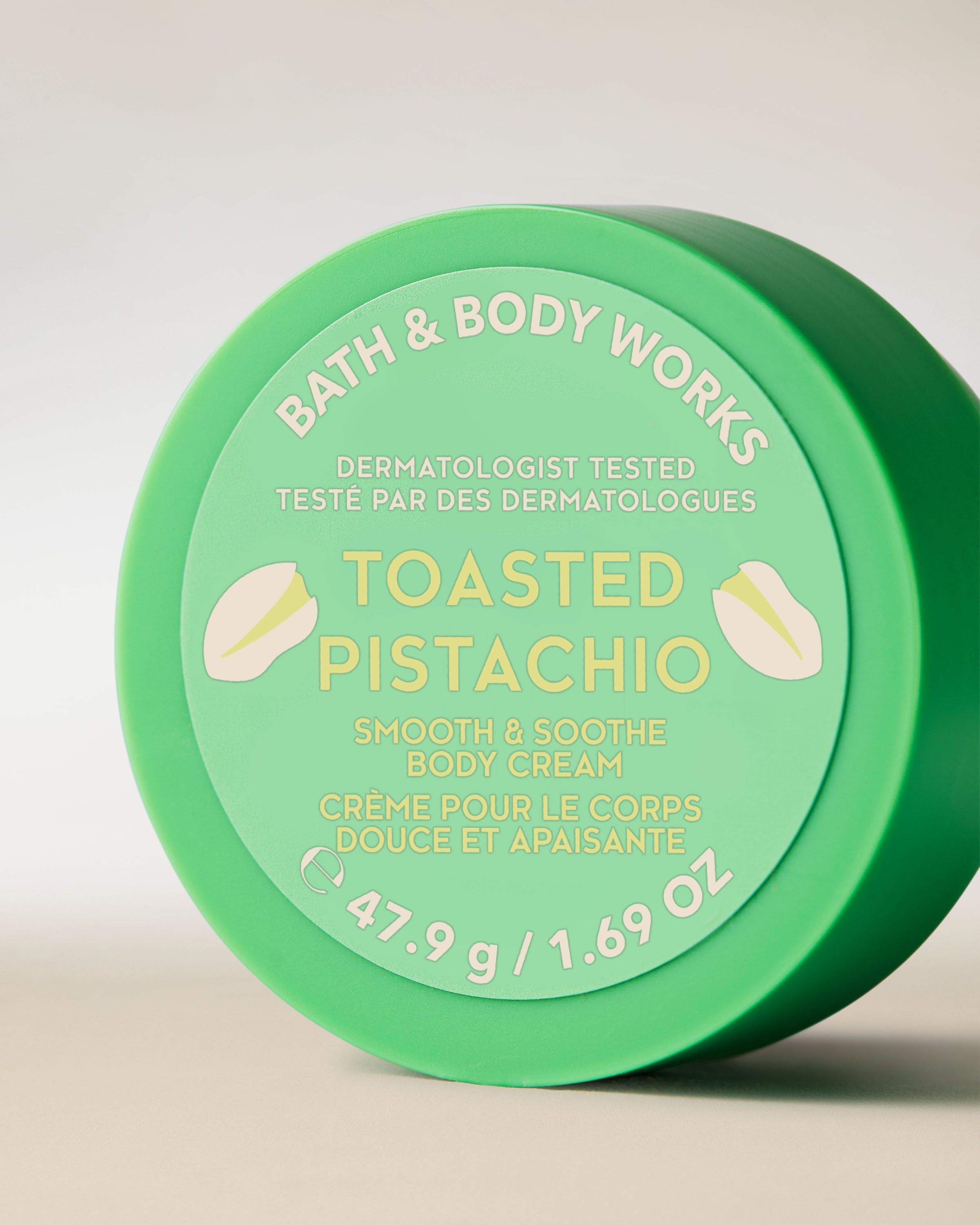 Tělový krém Toasted Pistachio v zeleném obalu