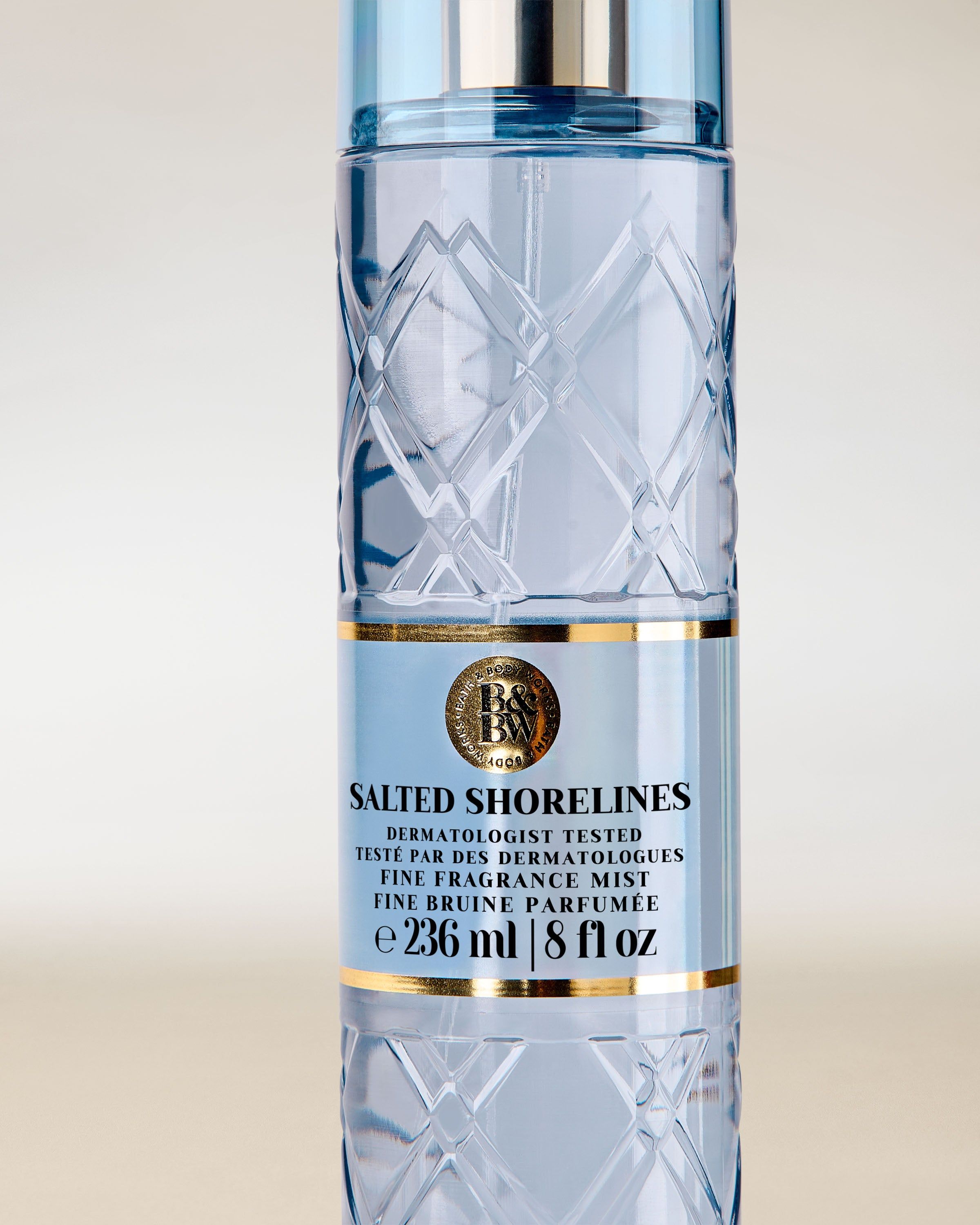 Salted Shorelines Bath & Body Works – vonná mlha v modrém flakonu s čerstvou, přímořskou vůní.