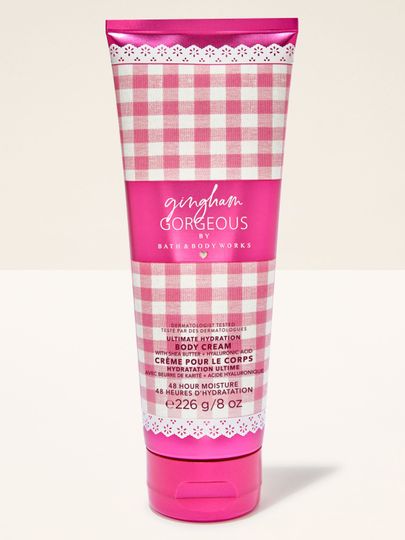 Tělový krém Bath & Body Works Gingham Gorgeous 226 g v růžové tubě s klasickým gingham vzorem.