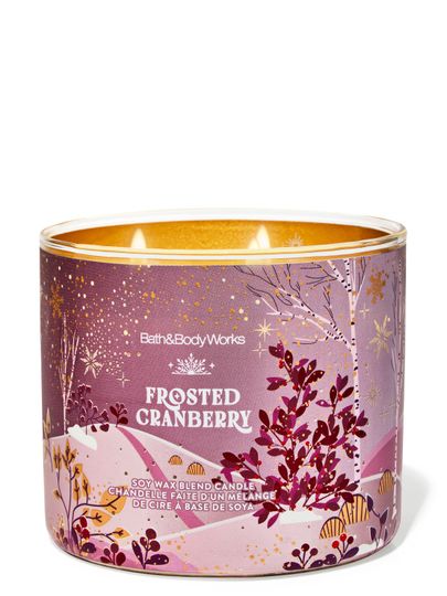 Vonná svíčka Frosted Cranberry Bath & Body Works se zimní krajinou a motivem brusinek
