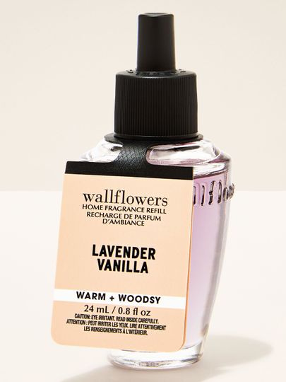 Náplň Wallflowers Lavender Vanilla s teplou, uklidňující vůní ve fialové lahvičce 24 ml.