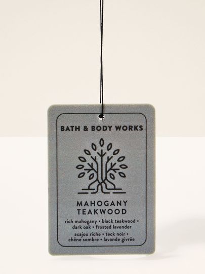Vůně Mahogany Teakwood Bath & Body Works – elegantní dřevitý závěsný osvěžovač do auta či domova.