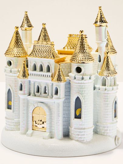 Stojánek na 3knotovou svíčku ve tvaru bílo‑zlatého hradu Disney Princess, působivá dekorace domova.