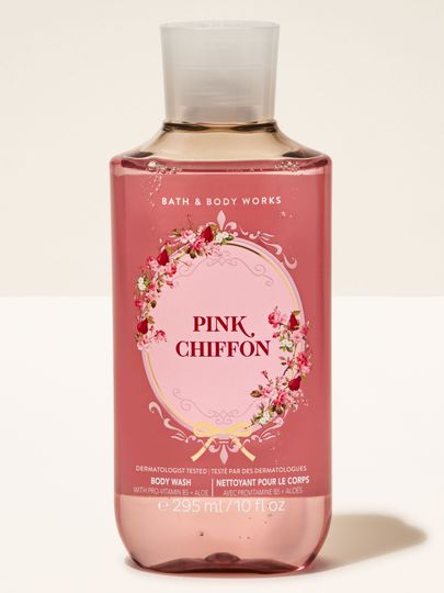 Sprchový gel Pink Chiffon od Bath & Body Works v růžové lahvičce s flip víčkem a romantickou květinovou etiketou.