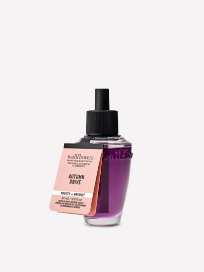 Náplň do elektrického osvěžovače vzduchu Wallflowers Autumn Drive Bath & Body Works, 24 ml