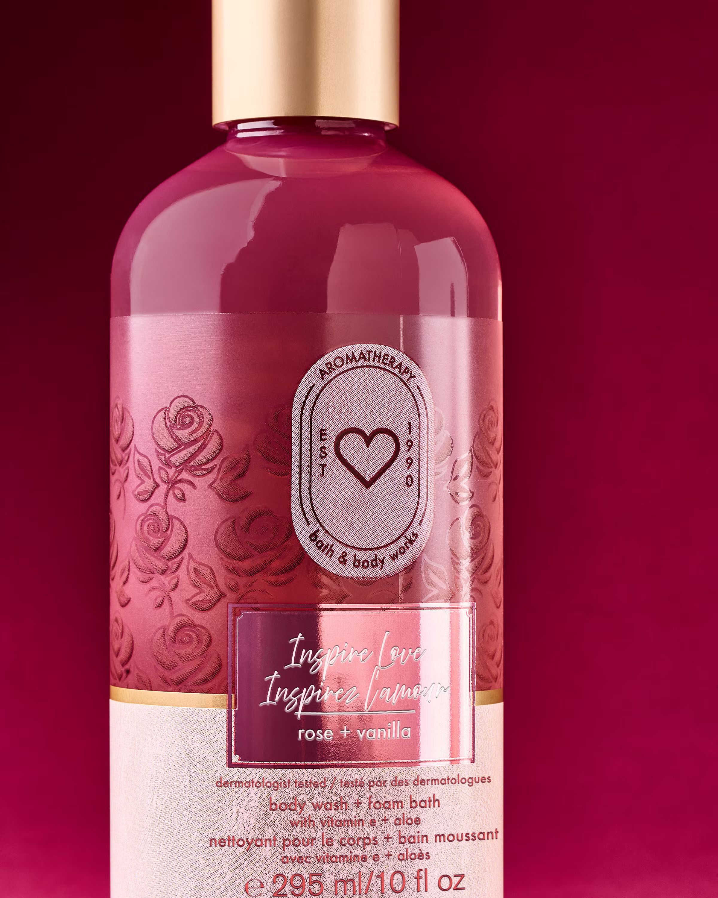 Aromatherapy Inspire Love rose + vanilla Bath & Body Works – růžový gel s jemným květinovým designem.