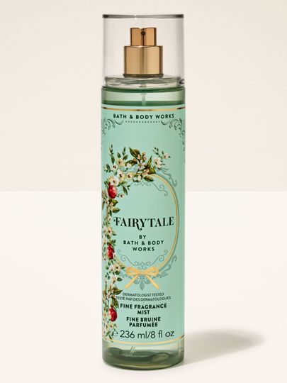 Vonná mlha Fairytale od Bath & Body Works v zelené lahvičce s rozprašovačem a romantickou květinovou etiketou.