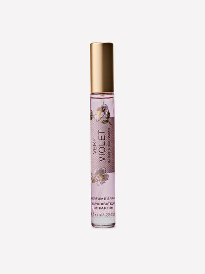 Parfém Very Violet Bath & Body Works v cestovním flakonu s rozprašovačem