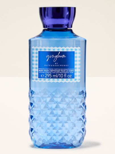 Sprchový gel Bath & Body Works Gingham 295 ml v modré lahvi s dekorativní strukturou.