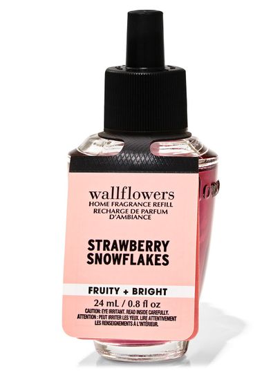 Wkład do wtyczki zapachowej „Strawberry Snowflakes” o pojemności 24 ml, Bath & Body Works.