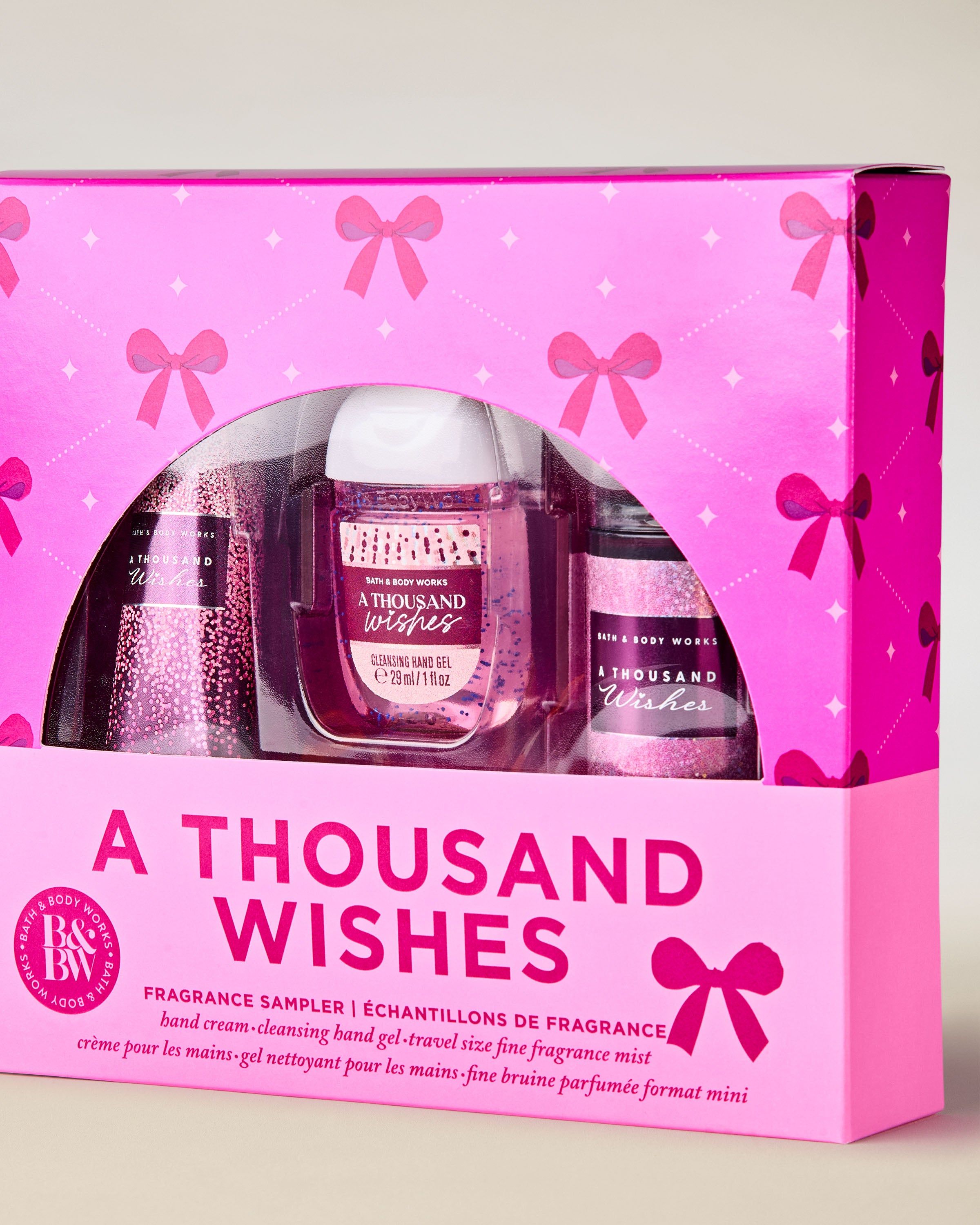 Set A Thousand Wishes B&BW v růžové krabici – mini sprej, krém a dezinfekční gel.