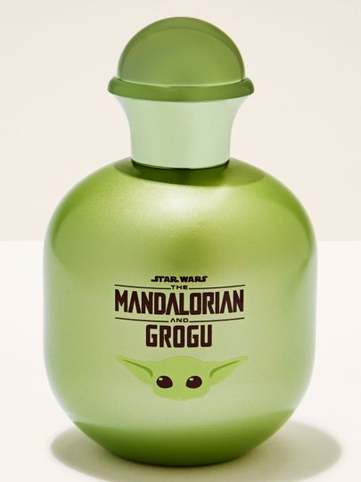 Kolínská voda Mandalorian & Grogu v zelené lahvi s grafikou Grogu