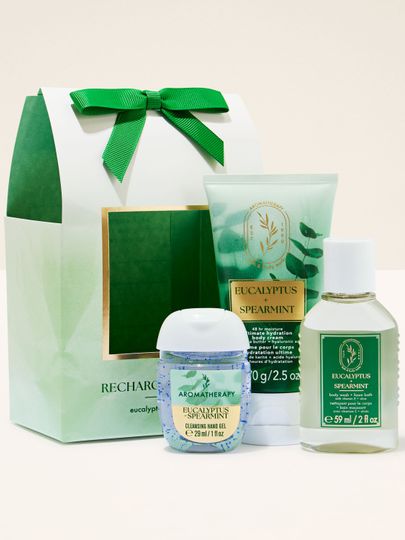 Sada Aromatherapy Eucalyptus + Spearmint Bath & Body Works – zelený relaxační pečující set.