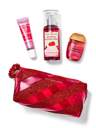 Zestaw kosmetyków o zapachu truskawkowego ciasta: błyszczyk, mgiełka i żel antybakteryjny, Bath & Body Works.