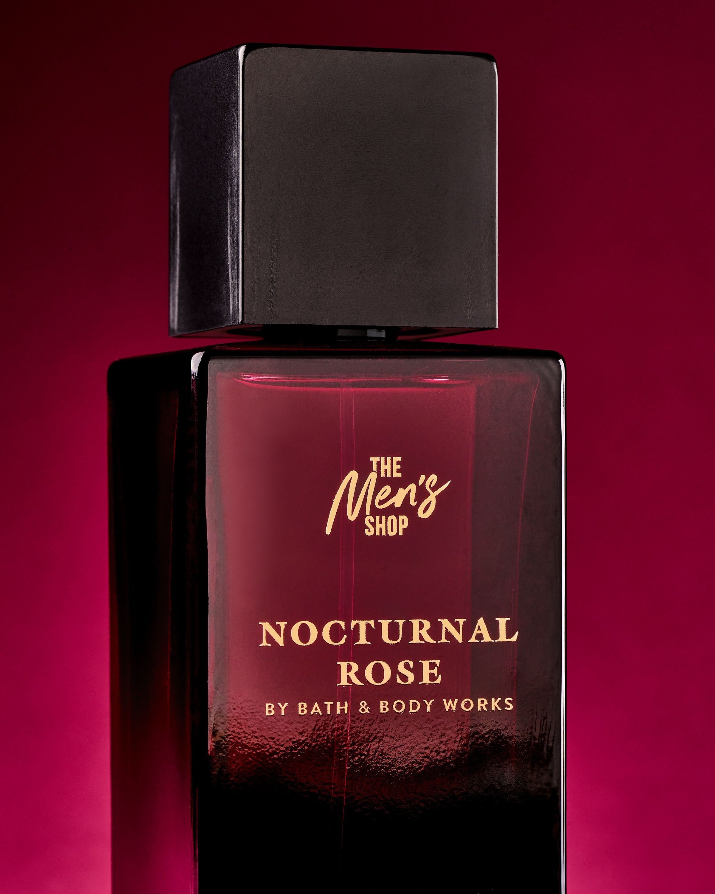 Bath & Body Works Nocturnal Rose – pánská kolínská s hlubokou růžovo‑dřevitou vůní z kolekce The Men’s Shop.
