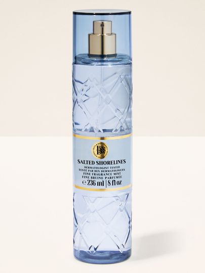 Vůně Salted Shorelines Bath & Body Works v modré lahvi se vzorem pro svěží letní atmosféru.