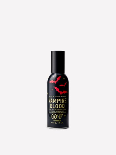 Koncentrovaný interiérový sprej Bath & Body Works Vampire Blood, 42,5 g, vůně do interiéru