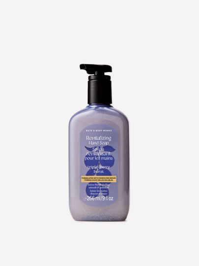 Bath & Body Works Triple Berry Burst revitalizační mýdlo na ruce s pumpičkou, 266 ml