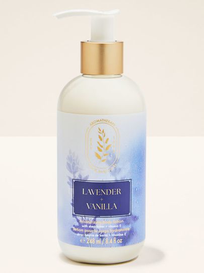 Tělové mléko Bath & Body Works SLEEP "Lavender + Vanilla" v lahvi s pumpičkou a fialovou etiketou.
