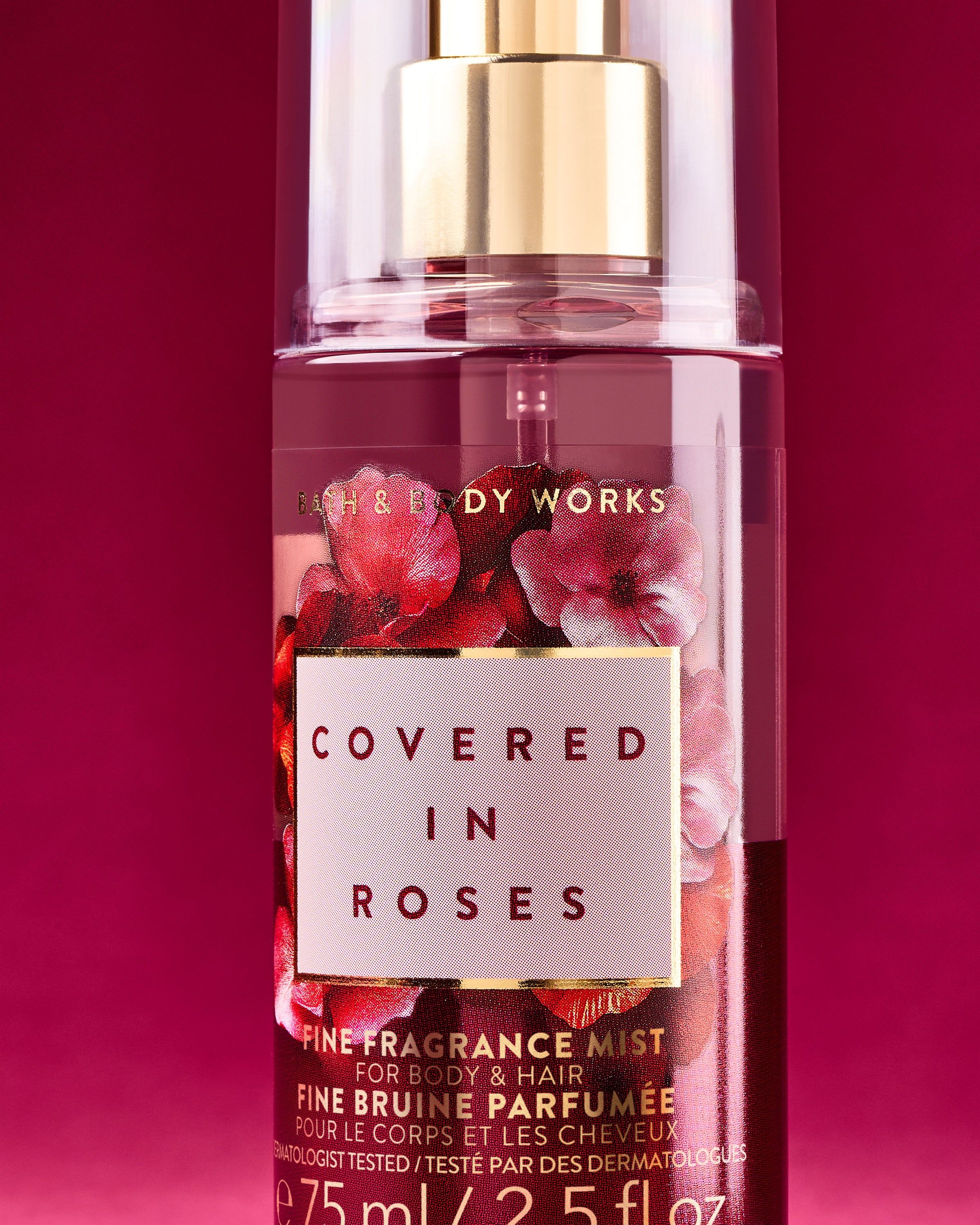 Bath & Body Works Covered in Roses – růžová mlha s růžemi a zlatým rozprašovačem, na tělo i vlasy.