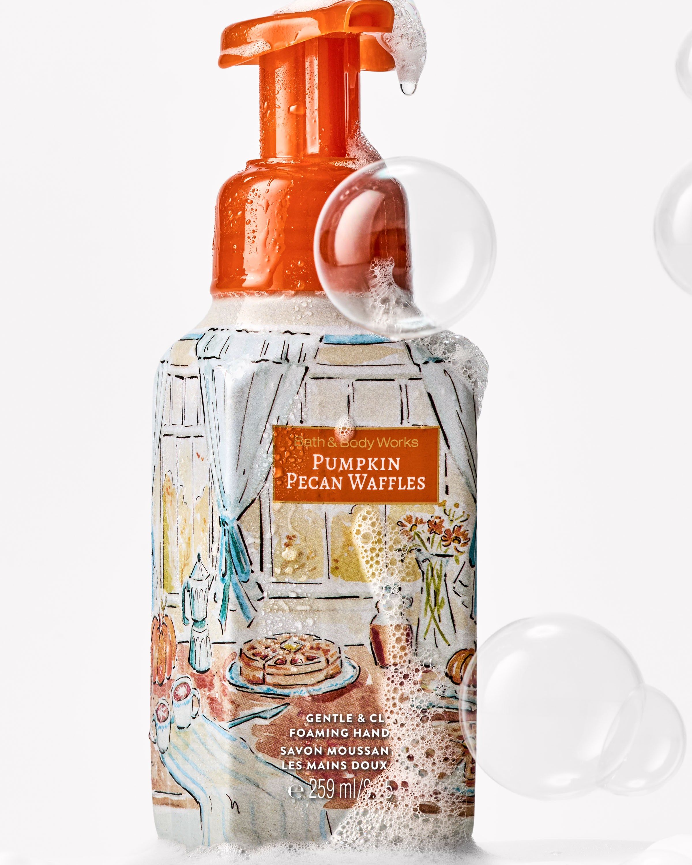 Jemné pěnové mýdlo na ruce Bath & Body Works Pumpkin Pecan Waffles, 259 ml