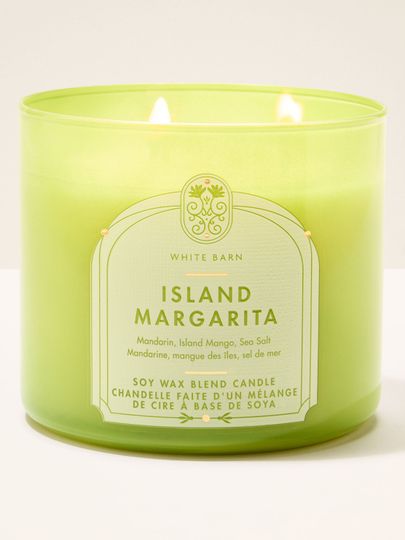 Island Margarita – zelená tříknotová svíčka White Barn s minimalistickým limetkovým štítkem