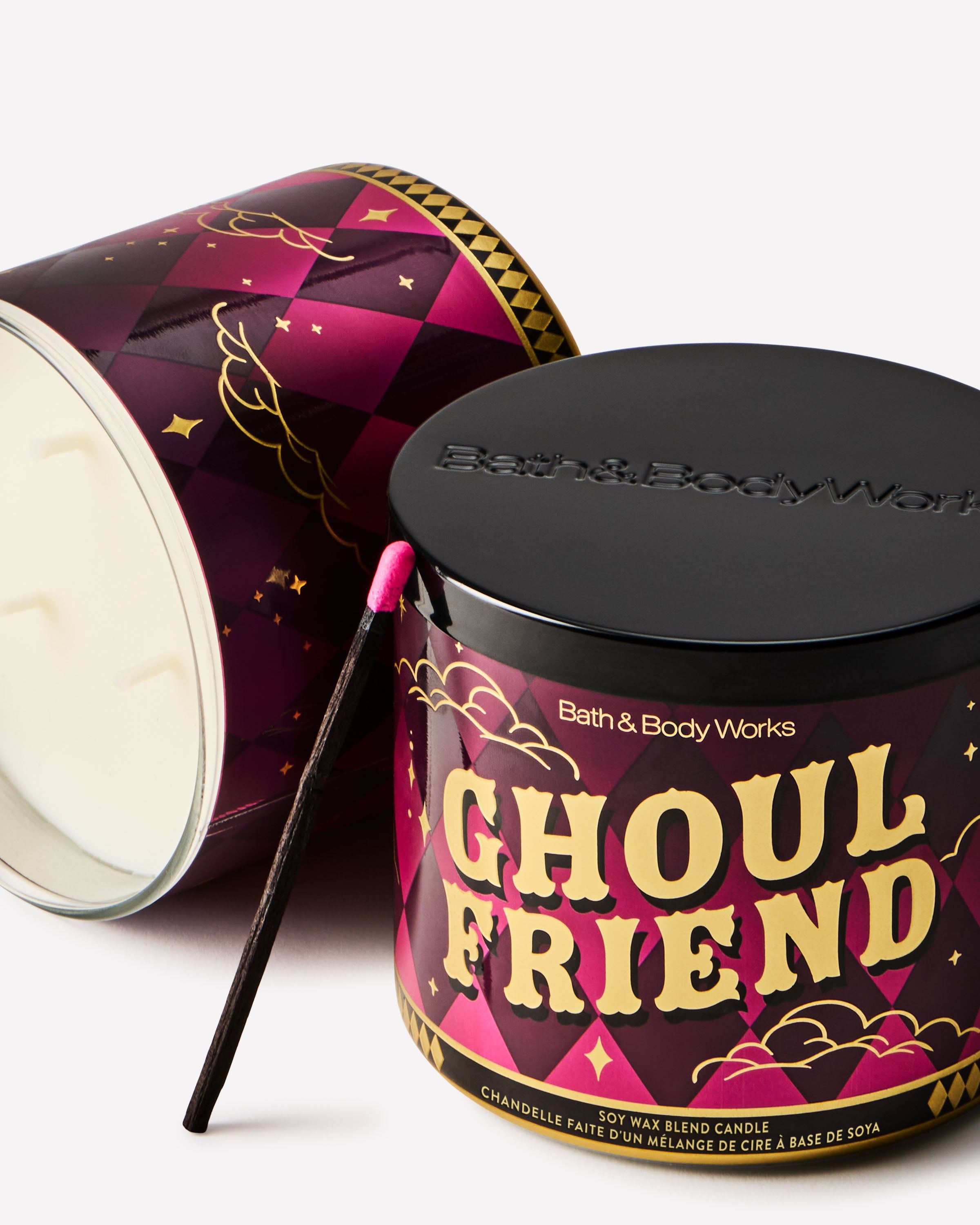 Vonná svíčka Bath & Body Works Ghoul Friend v dekorativní dóze s černým víčkem