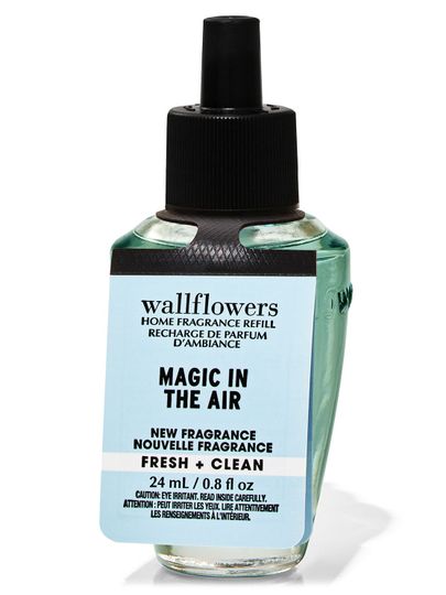 Wkład do wtyczki zapachowej „Magic In The Air” o pojemności 24 ml, Bath & Body Works.