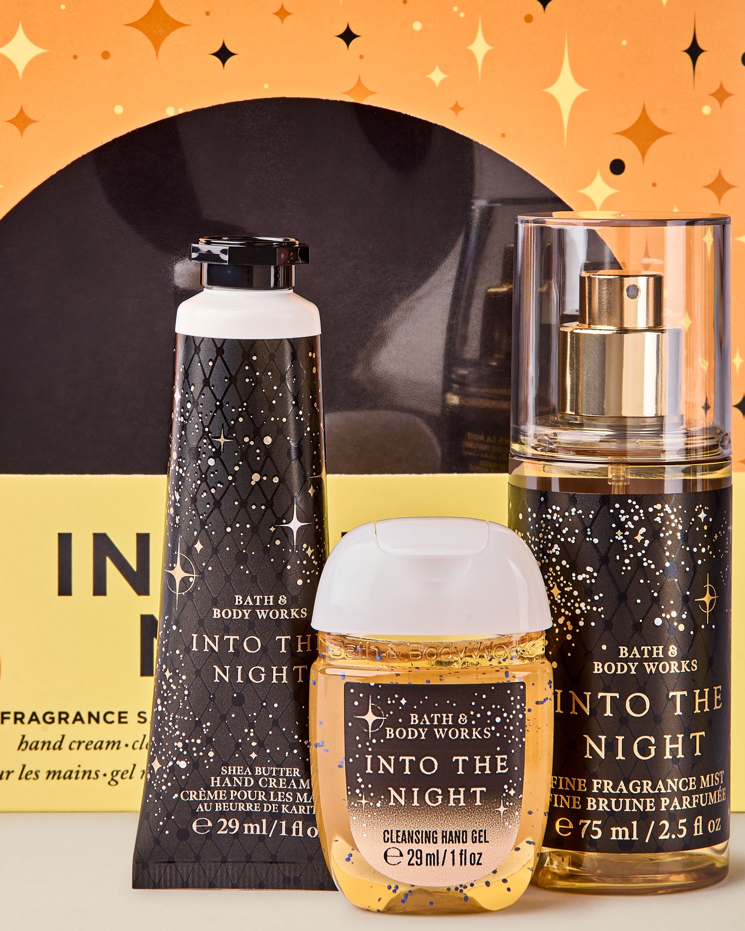 Mini set Into the Night od Bath & Body Works – krém, gel a sprej v černo‑zlatém hvězdném stylu.